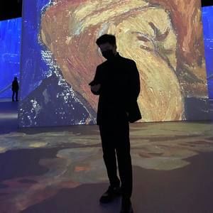 Meet your Posher, Jay